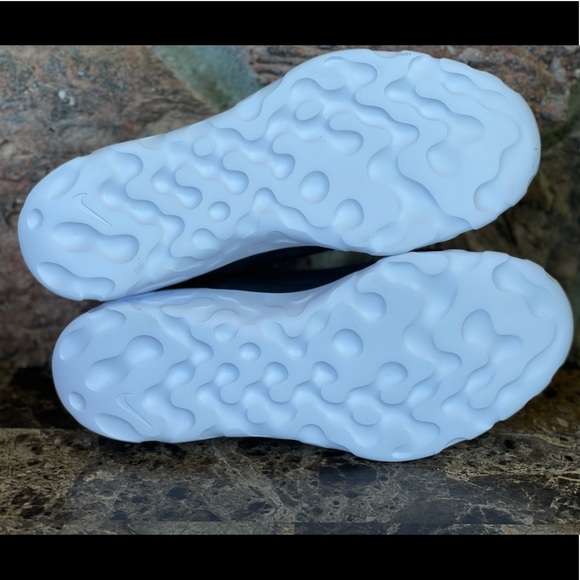 🆕 Nike Strada Women athletic shoes origina… - Picture 10 of 11